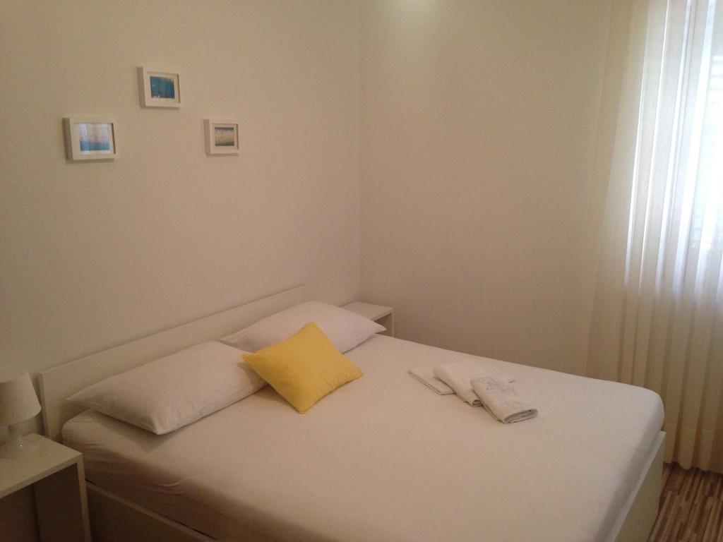 Sd House Hotel Bol Bagian luar foto